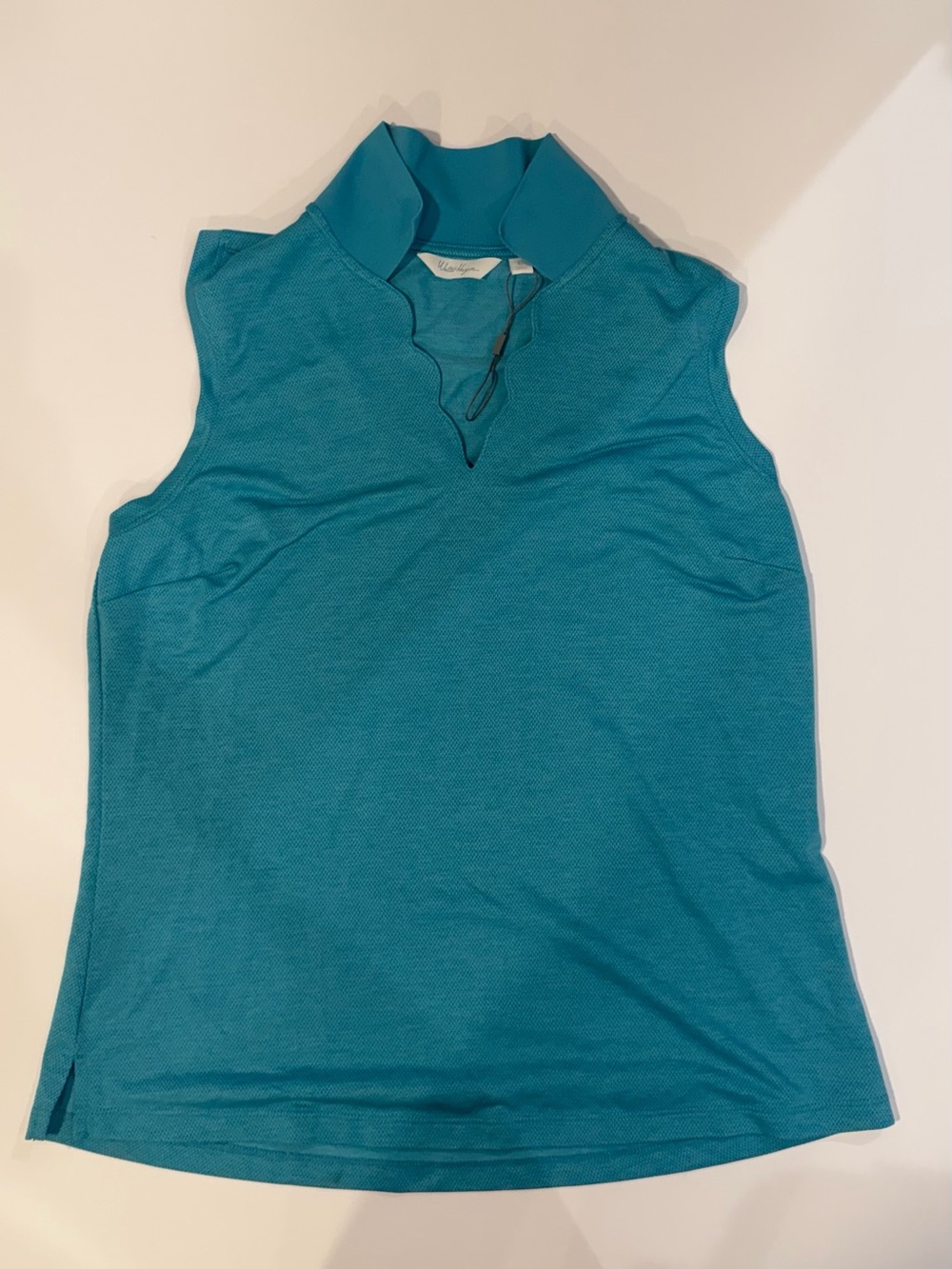 Walter Hagen Clubhouse Scallop sleeveless golf polo